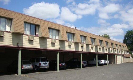 Value By Oyo Or South East * Portland